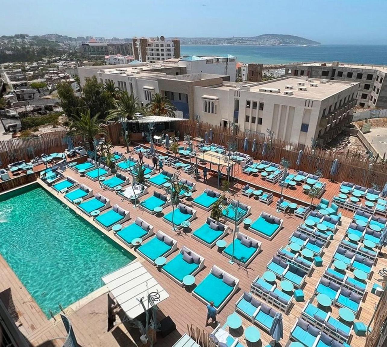 טנג'יר Mandarin Palace Hotel & Spa מראה חיצוני תמונה The pool at the W Hotel